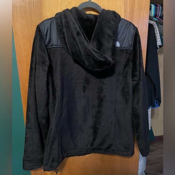 The North Face OSO Hoodie 🖤 - Picture 4 of 5